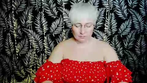 Kelly online show from 07/17/26, 10:11