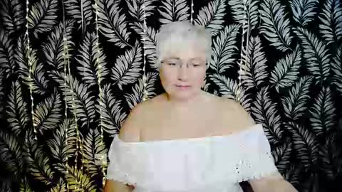 Kelly online show from 07/23/26, 10:13