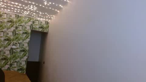 Olivia online show from 01/19/25, 05:26