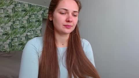 Olivia online show from 09/11/25, 04:45