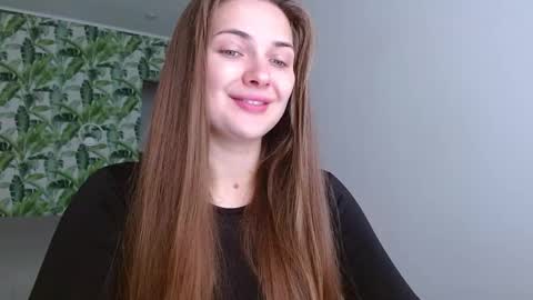 Olivia online show from 10/18/25, 04:26