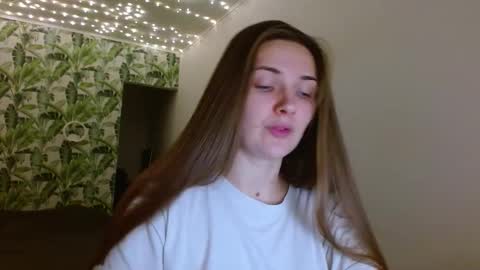 Olivia online show from 12/17/25, 05:13