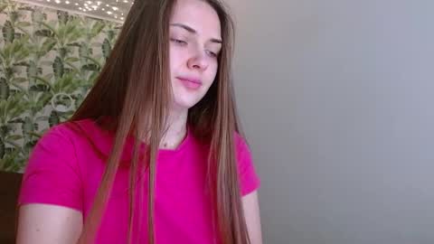 Olivia online show from 12/19/25, 05:47