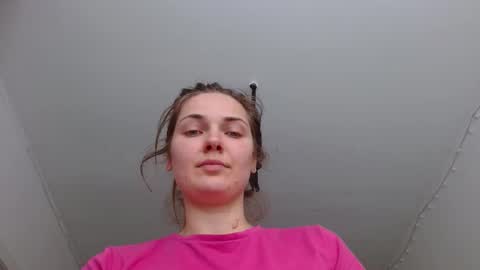 Olivia online show from 03/27/26, 08:26