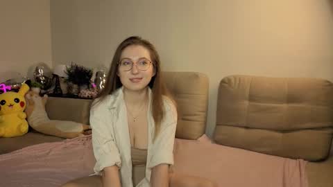 Kylie online show from 02/17/26, 07:42