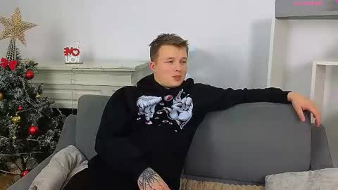 Snapshot of ollistiw chatting on 01/08/26, 08:49 Olli and Stiw online show from 01/08/26, 08:49