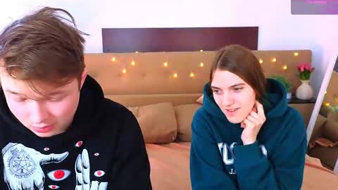 Olli and Stiw online show from 04/12/26, 08:19