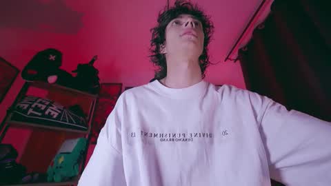     online show from 01/17/26, 03:33