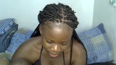 ollleina online show from 02/04/26, 05:35