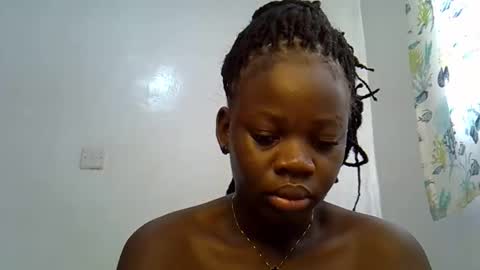 ollleina online show from 02/09/26, 08:40