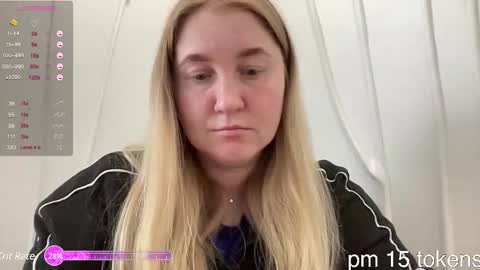 Snapshot of ollydoll chatting on 12/22/24, 09:11 OllyDoll online show from 12/22/24, 09:11