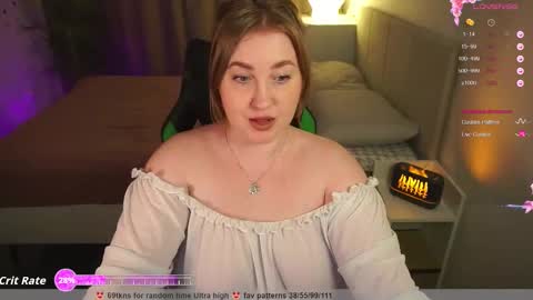 Snapshot of ollydoll chatting on 11/23/25, 08:19 OllyDoll online show from 11/23/25, 08:19