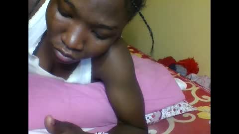 Snapshot of olwami3 chatting on 09/19/25, 12:45 olwami3 online show from 09/19/25, 12:45