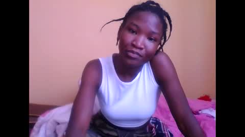 Snapshot of olwami3 chatting on 09/23/25, 12:52 olwami3 online show from 09/23/25, 12:52