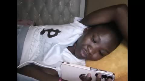 olwami4 online show from 03/05/26, 06:37