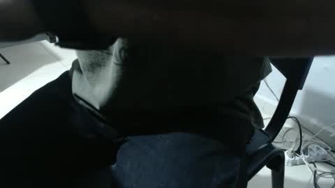 Snapshot of oly10022020 chatting on 01/07/25, 01:24 OlySantos online show from 01/07/25, 01:24