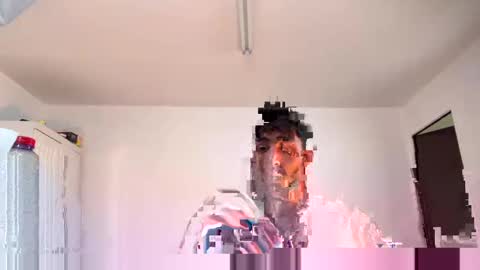 Snapshot of omarsami998 chatting on 01/19/25, 07:57 omarsami998 online show from 01/19/25, 07:57