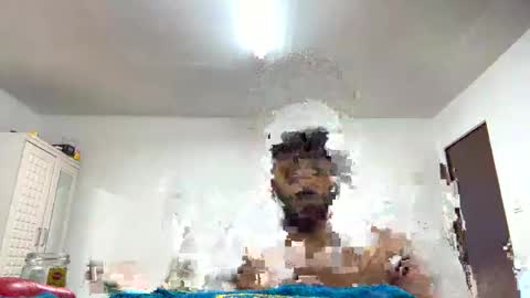 Snapshot of omarsami998 chatting on 01/20/25, 12:07 omarsami998 online show from 01/20/25, 12:07