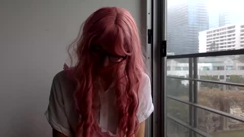 omilk online show from 12/31/24, 04:57