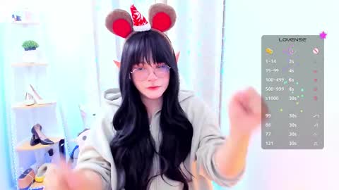 Omori Chan   online show from 11/24/25, 10:42