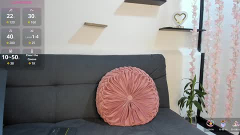 Snapshot of on_tefa chatting on 01/26/25, 11:39 Violette online show from 01/26/25, 11:39