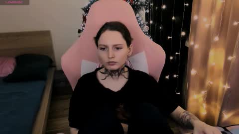 on_yxxx online show from 11/22/25, 06:51