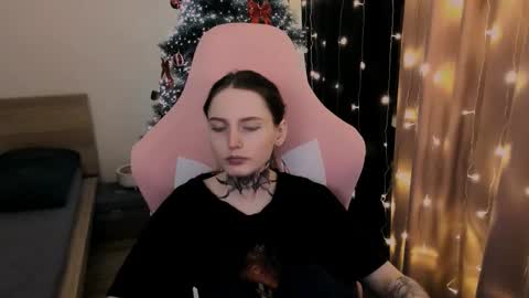 on_yxxx online show from 12/03/25, 08:07