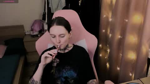 on_yxxx online show from 03/29/26, 07:47