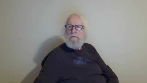 Somewhere over the rainbow online show from 01/15/25, 08:26