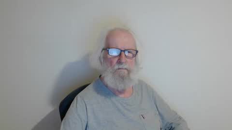 Somewhere over the rainbow online show from 02/22/25, 09:37