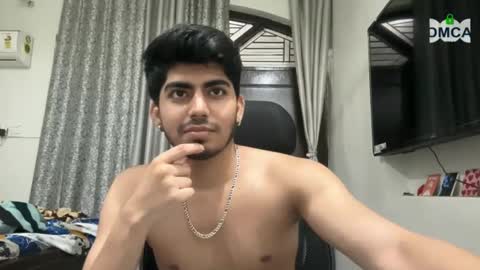 Snapshot of onarch chatting on 10/30/25, 09:48 onarch online show from 10/30/25, 09:48