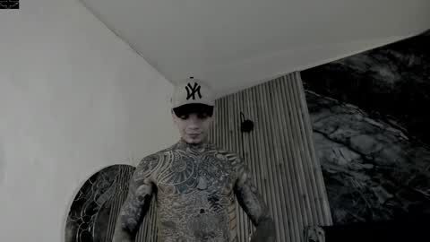 Snapshot of onceagain97_ chatting on 11/29/25, 03:42 ... online show from 11/29/25, 03:42