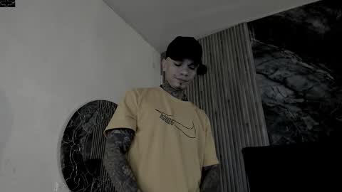 Snapshot of onceagain97_ chatting on 02/02/26, 03:38 ... online show from 02/02/26, 03:38