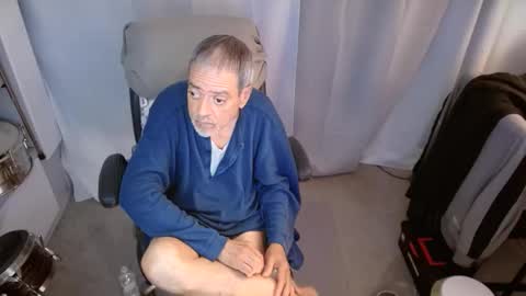 ondoko1234 online show from 11/19/25, 06:52