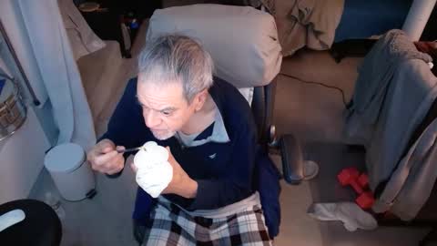 ondoko1234 online show from 12/23/25, 06:44