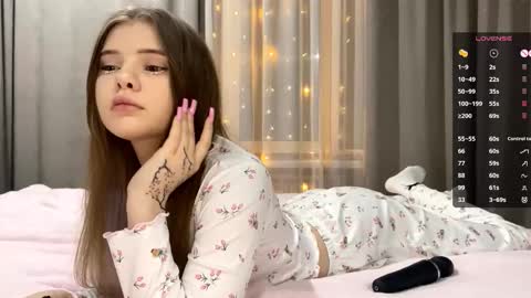 Snapshot of one_more_touch chatting on 12/20/25, 02:46 Eva online show from 12/20/25, 02:46