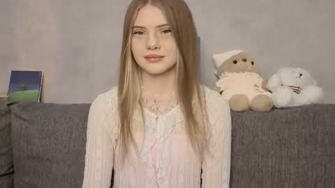 Snapshot of one_more_touch chatting on 07/10/26, 01:36 Eva online show from 07/10/26, 01:36