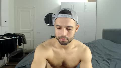 onebestlover online show from 11/07/25, 08:58