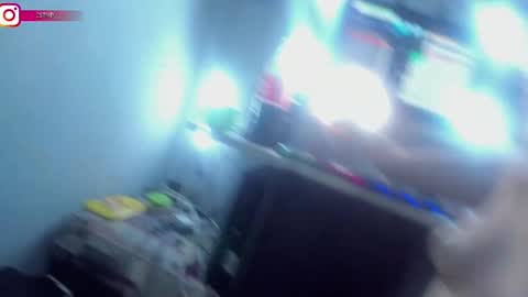 Snapshot of onemore_cum chatting on 03/05/25, 06:34 YIN MIGUEL online show from 03/05/25, 06:34