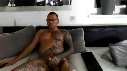 Snapshot of onepussycock chatting on 07/05/26, 08:10 .....mICha..... online show from 07/05/26, 08:10