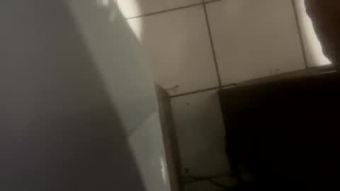 Snapshot of onesmallweenie chatting on 02/25/26, 09:19 onesmallweenie online show from 02/25/26, 09:19