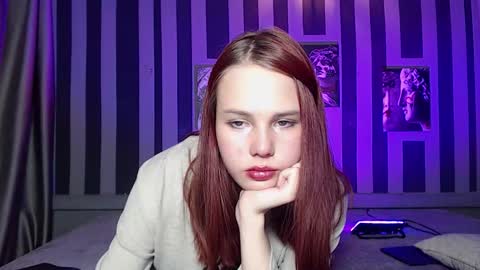 Snapshot of onessandra chatting on 10/01/25, 05:24 onessandra online show from 10/01/25, 05:24