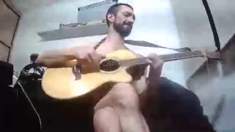 Snapshot of onfirebigman chatting on 03/01/25, 07:08 Giorgeo Armani online show from 03/01/25, 07:08