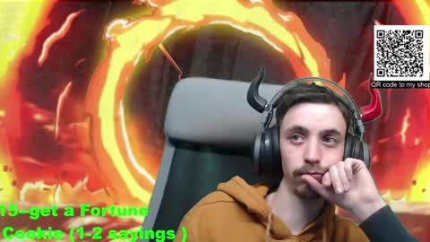 Snapshot of oni_hoshi chatting on 12/08/24, 04:07 Oni hoshi online show from 12/08/24, 04:07