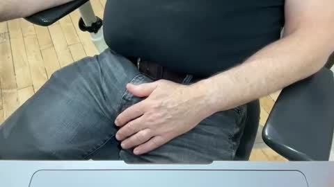 onlocationnyc online show from 02/05/26, 11:20