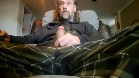 Snapshot of only01love chatting on 02/22/25, 08:09 only01love online show from 02/22/25, 08:09