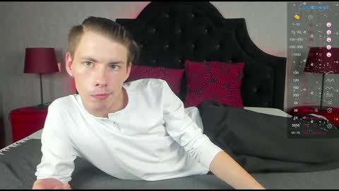 Snapshot of only_eric chatting on 02/04/25, 04:39 Erick online show from 02/04/25, 04:39