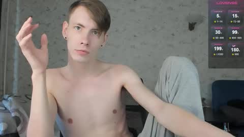 Snapshot of only_eric chatting on 03/11/26, 08:42 Erick online show from 03/11/26, 08:42