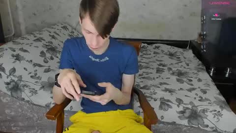 Snapshot of only_eric chatting on 05/02/26, 04:17 Erick online show from 05/02/26, 04:17