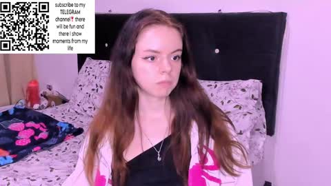 Snapshot of only_sarah1 chatting on 12/06/24, 11:25 only_sarah1 online show from 12/06/24, 11:25